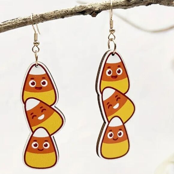 Hand crafted dangle earrings - Picture 3 of 6